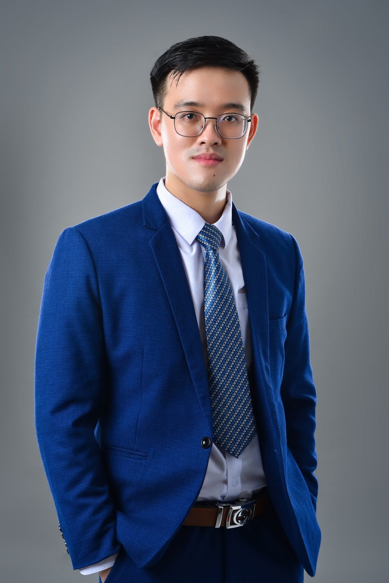 Anh cong so 4 min
