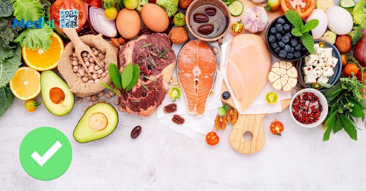 tiêu thụ nhiều thực phẩm giàu protein và chất xơ có thể giúp tăng cảm giác no và giảm lượng calo tiêu thụ