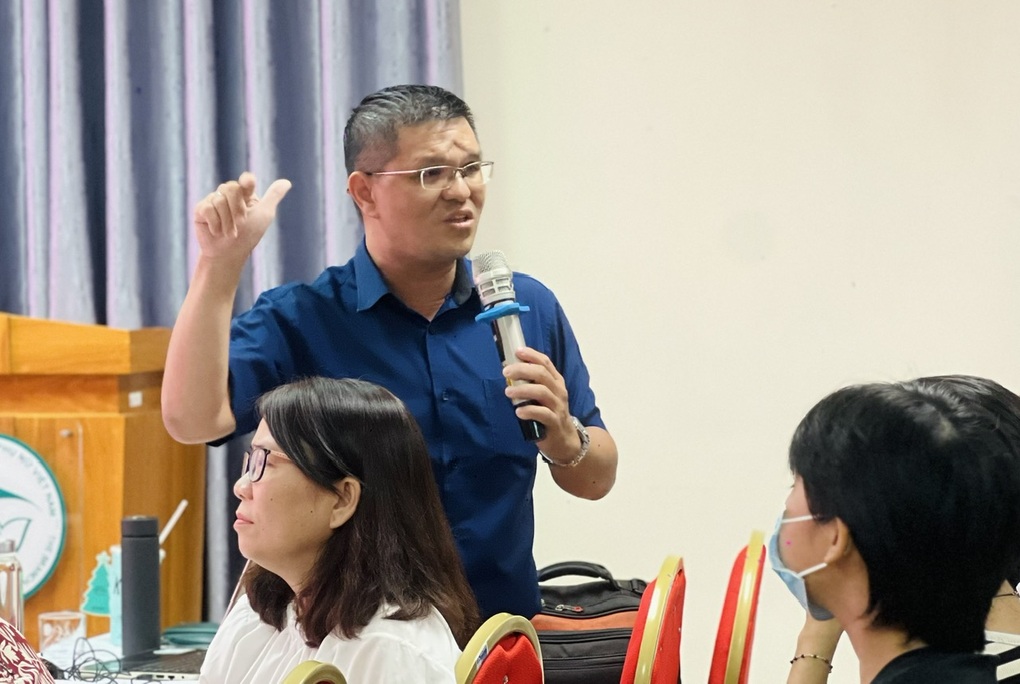 Sao con trai mặc váy lại bị... cười cợt, kỳ thị? - 4