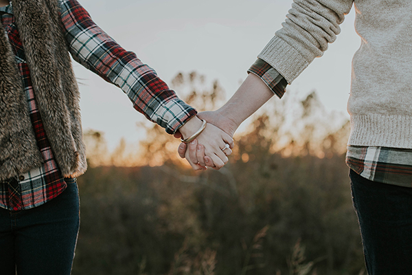 bạn và người yêu hãy chụp bức hình ảnh đôi theo kiểu này nhé