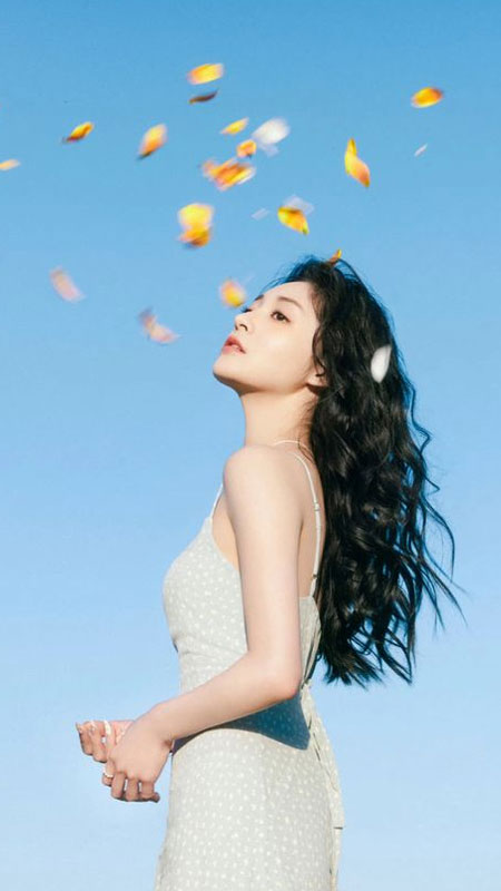 Ảnh phụ nữ đẹp quý phái