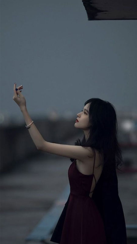 Hình con gái vintage cực chill