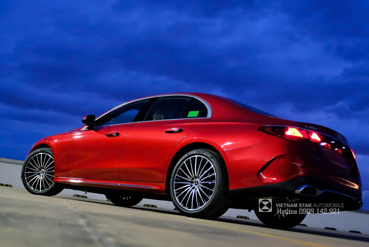 E 300 AMG All New 2025 – Biểu Tượng Của Đẳng Cấp và Phong Thủy