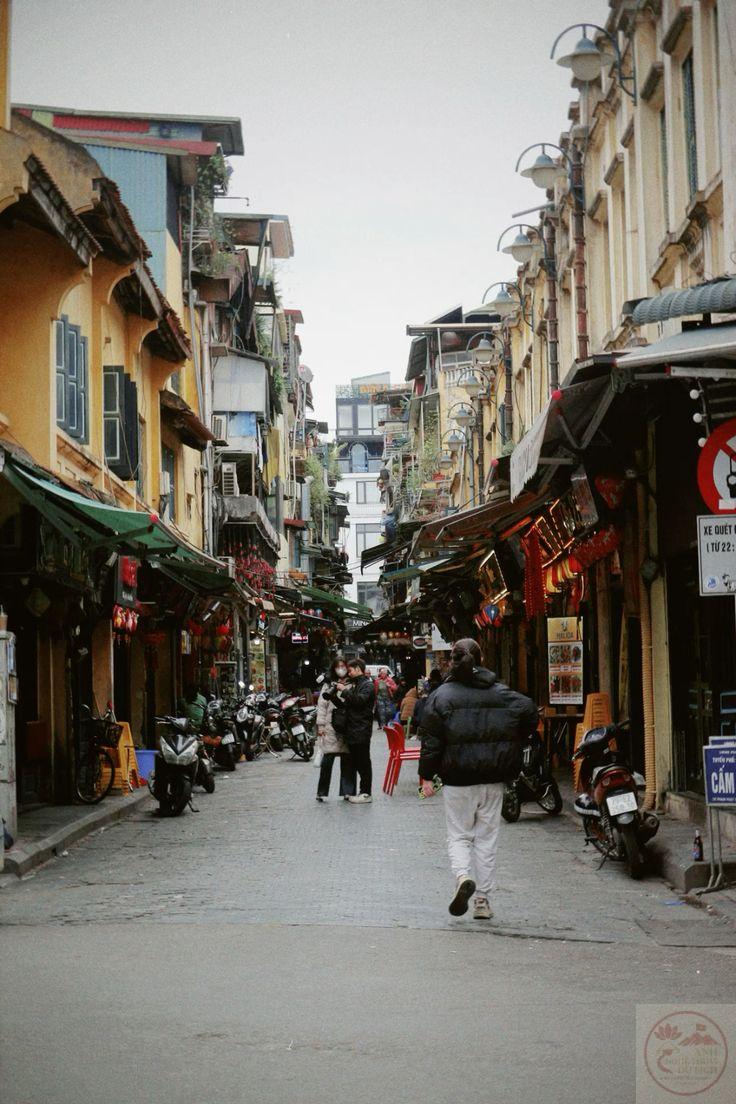 Hà Nội mùa đông luôn có sức hút riêng khiến ai xa cũng nhớ trở về