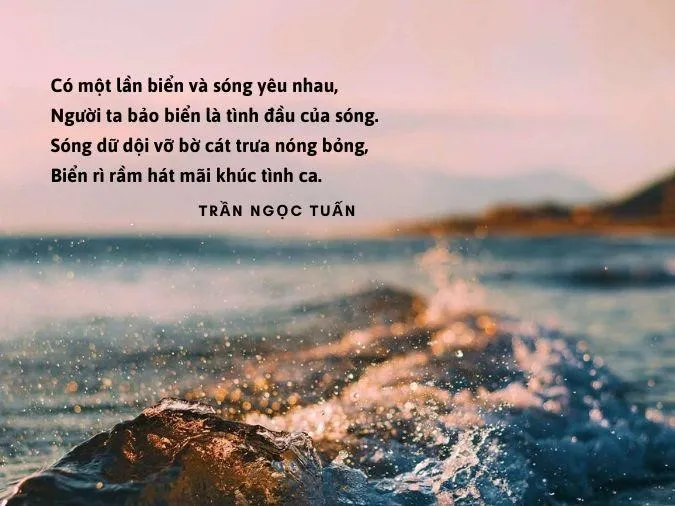 Tổng hợp những bài thơ hay nhất về sóng 3