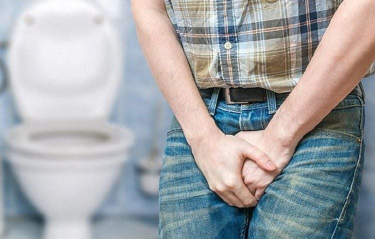 Bí tiểu là triệu chứng phổ biến của bệnh phì đại tuyến tiền liệt