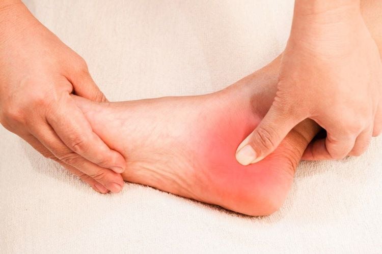 Hình ảnh gai xương gót chân trên X quang