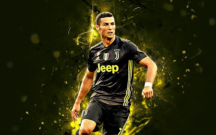 Hình ảnh Cristiano Ronaldo trên sân thi đấu cực đẹp, ấn tượng