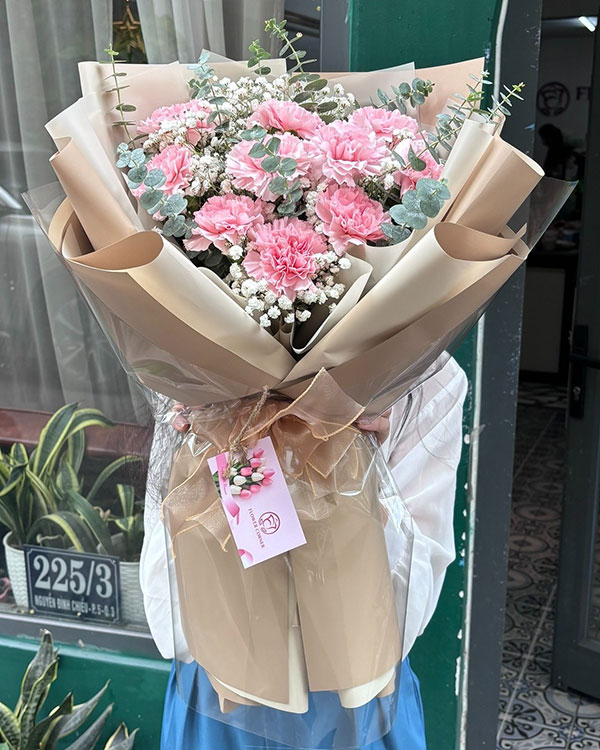 bó hoa cẩm chướng tặng mẹ 8-3