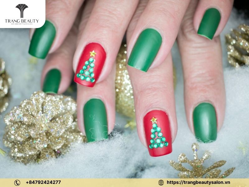 mau nail xanh bo 52