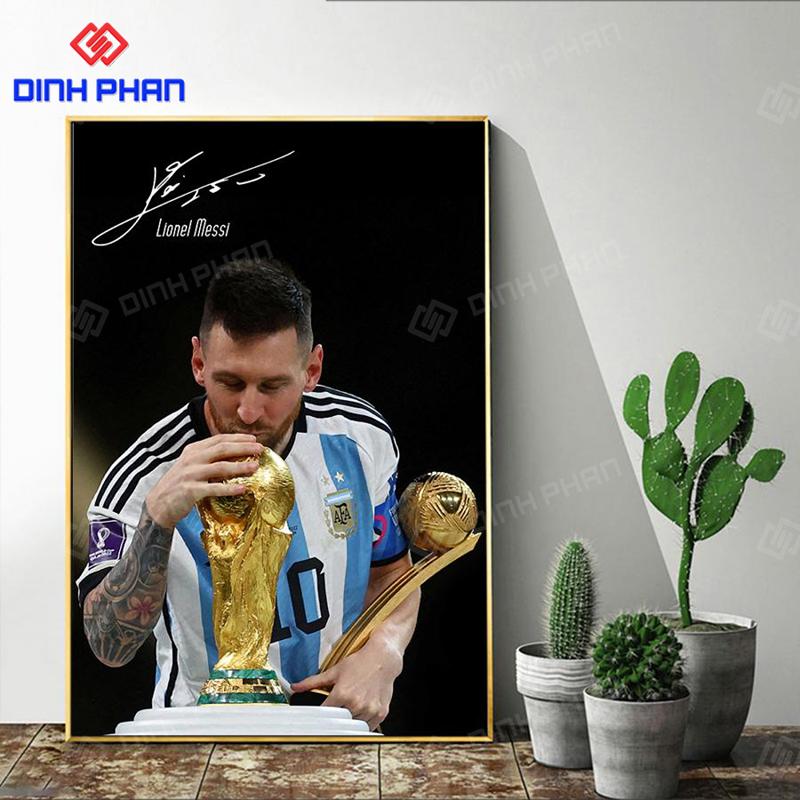 Tranh tráng gương Messi đẹp