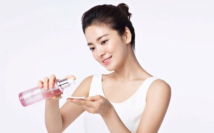 Mọi loại da đều có thể sử dụng nước hoa hồng