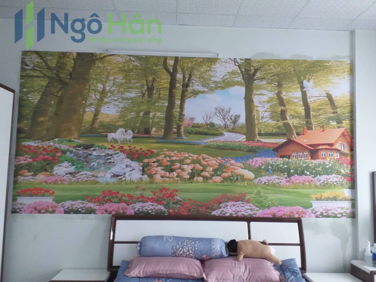 Tranh phong cảnh thiên nhiên điểm nhấn phòng ngủ