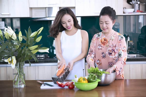 Những bài thơ hay về mẹ chồng nàng dâu - Nguồn ảnh: Internet
