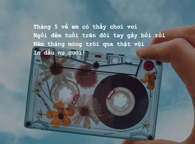 Thơ tháng 5 hay nhất về mùa hạ, tình yêu và tuổi học trò 13