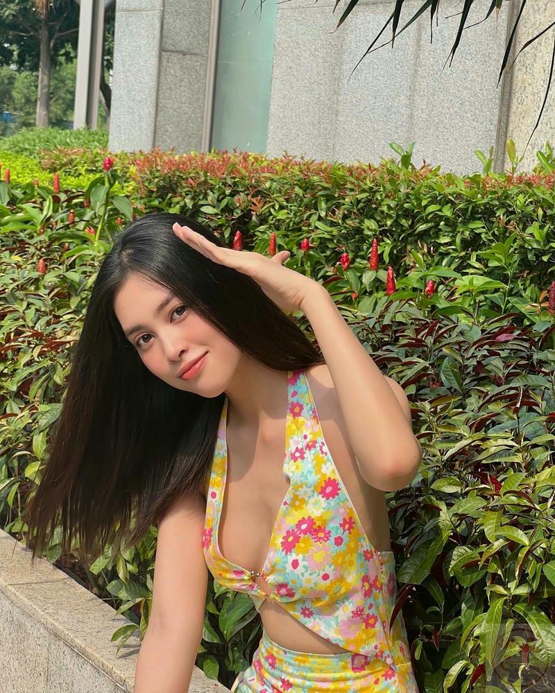 Tiểu Vy bikini 13