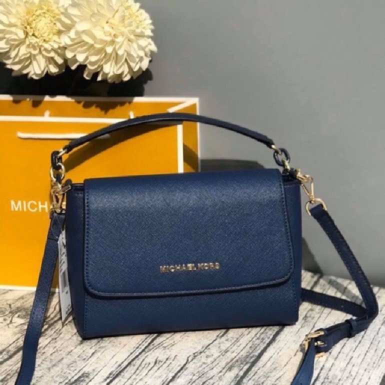 Top những mẫu túi xách Sofia đáng mua nhất trong năm 2020