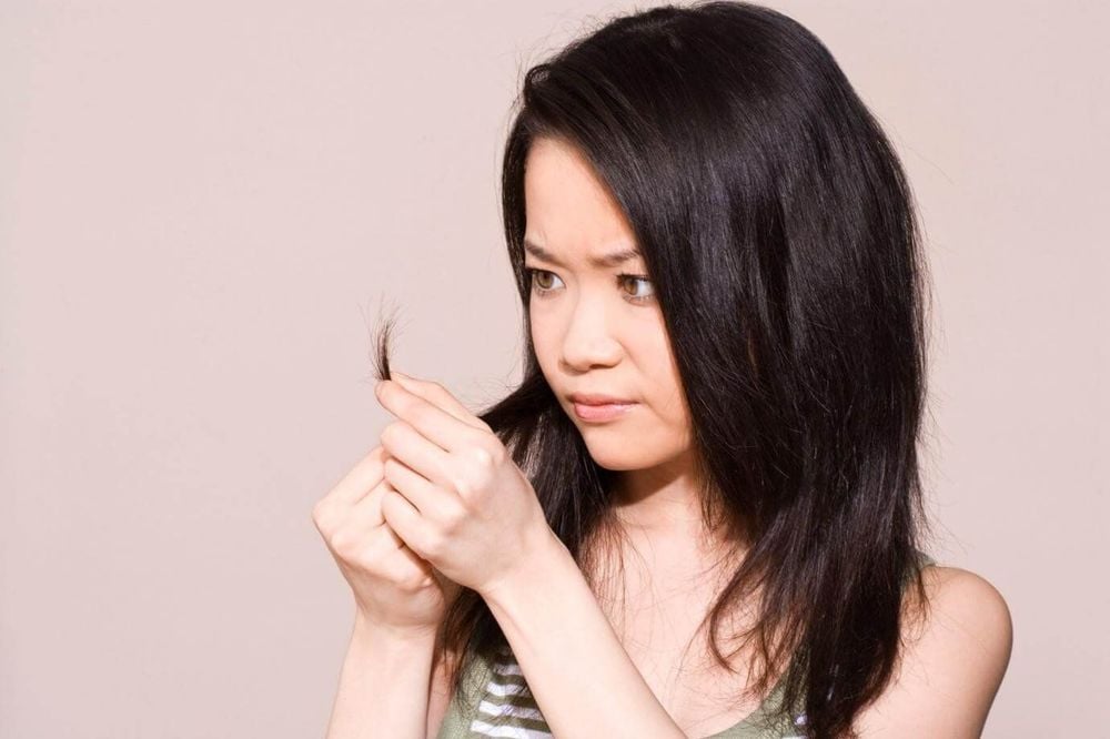 Vitamin A cũng rất quan trọng cho sự phát triển của tóc
