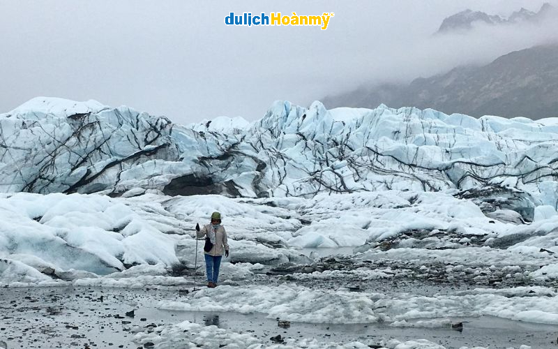 Sông băng Matanuska là một trong những sông băng dễ tiếp cận nhất của Alaska