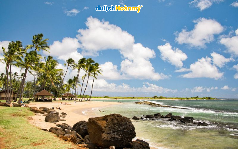Bãi biển Poipu ở Kauai