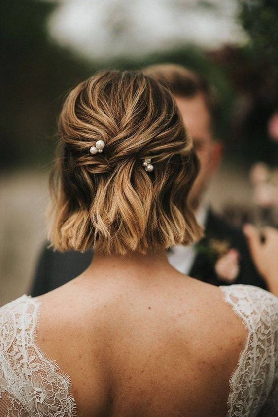 Ảnh cô dâu tóc ngắn