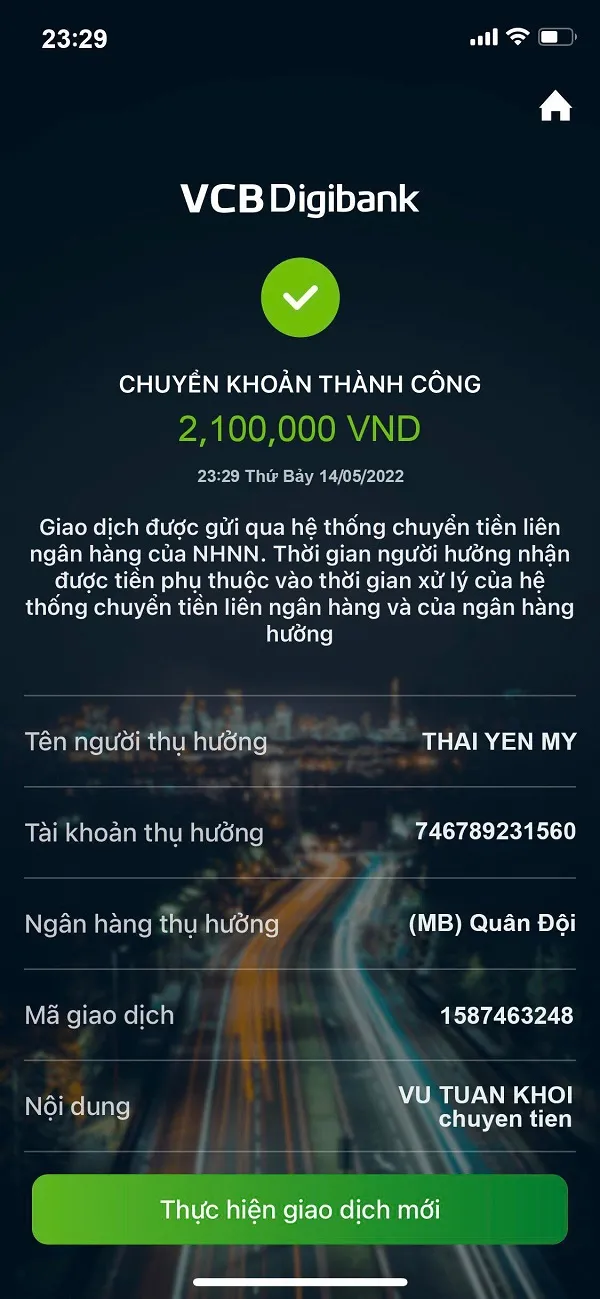 Giao dịch chuyển khoản 2,1 triệu đồng thành công trên ứng dụng Vietcombank
