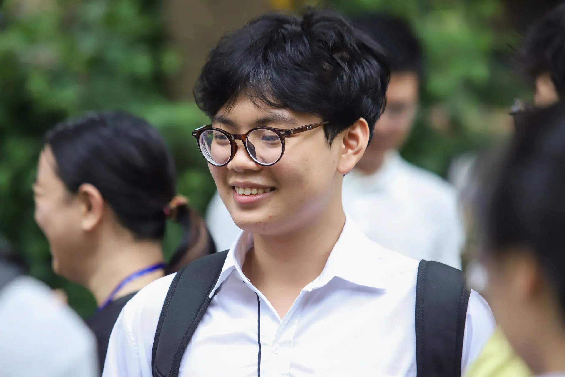 Thí sinh 2K7 thở phào, hoàn thành kỳ thi tốt nghiệp THPT 2025