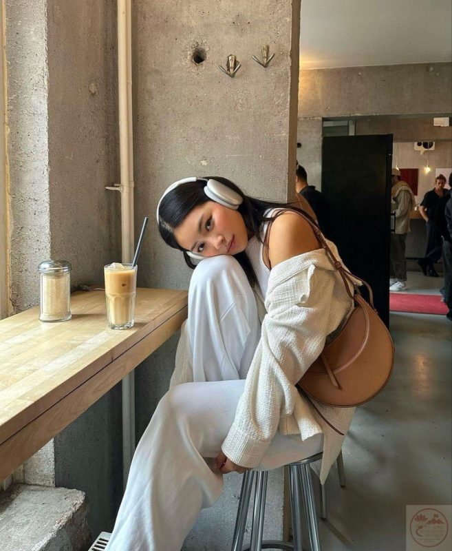Top 99+ Ảnh đi uống nước Chill một mình và bạn bè