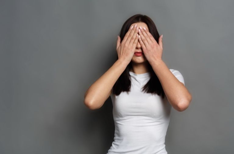 Làm sao để giảm độ loạn thị?