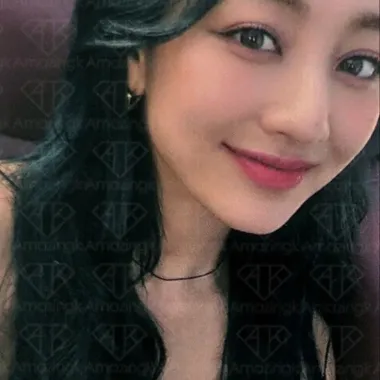 Thẻ ảnh Jihyo Twice chính hãng giá rẻ - Jihyo Zone solo chỉ 50k giảm từ 65k