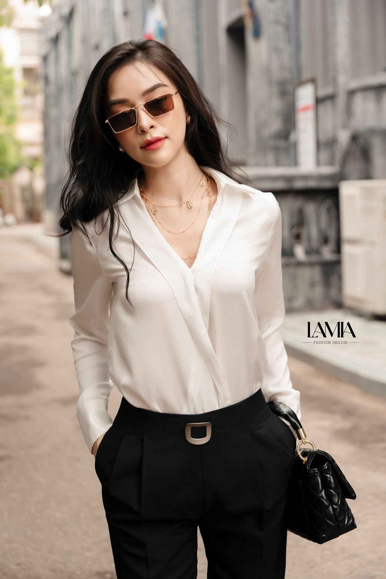 so-mi-trang-co-xep-lop-la067