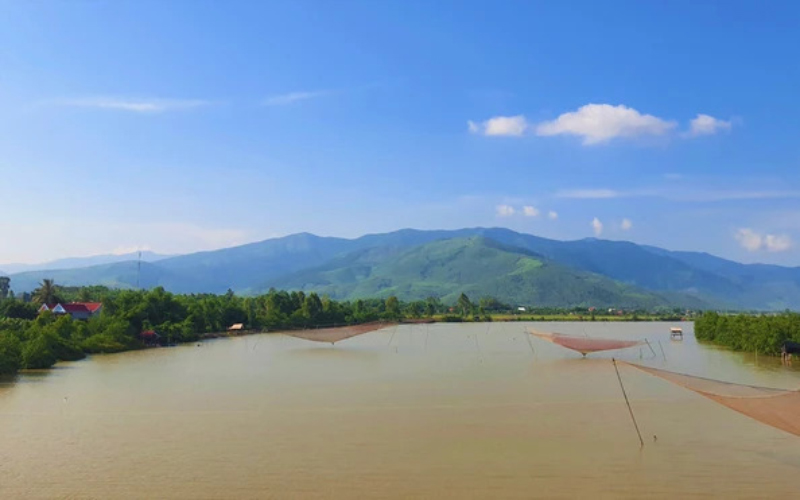 Hai bài thơ của người xưa viết ở sông Roòn - Báo Quảng Bình điện tử