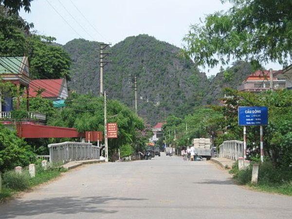 Cầu Đông, Hoa Lư.