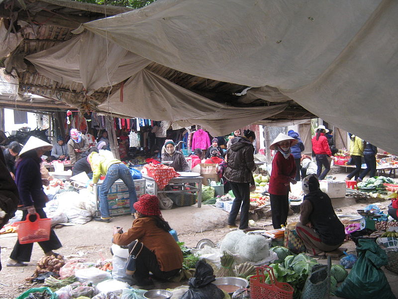 Chợ Cầu Đông, Hoa Lư.