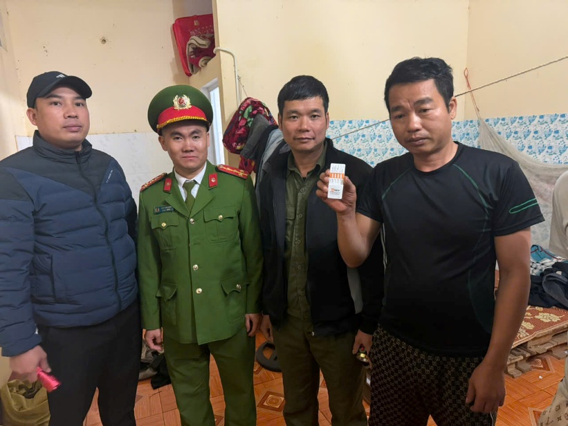 Công an xã Lương Bằng: Tăng cường kiểm tra cư trú kết hợp test ma túy trên địa bàn
