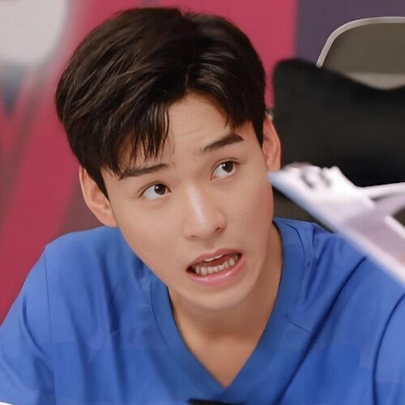 Meme bất ngờ hình người thật