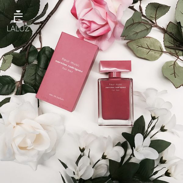 Nước hoa Narciso Rodriguez nam nữ Fleur Musc EDP thuộc nhóm cỏ gỗ và xạ hương