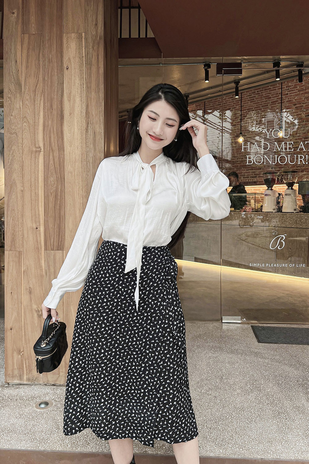 Áo nữ sơ mi nữ màu hồng cổ phối nơ ASM12-11