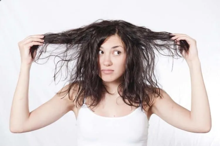 Cách chọn dầu gội phù hợp với tóc dầu