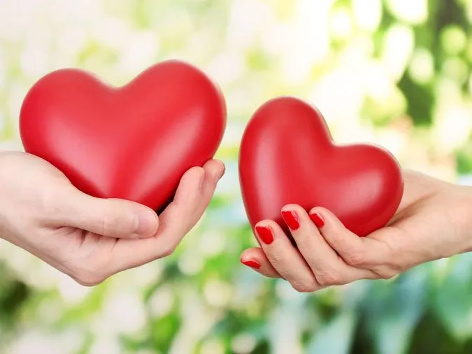 Giải thích ý nghĩa thành ngữ 'Chín bỏ làm mười' khuyên ta điều gì?