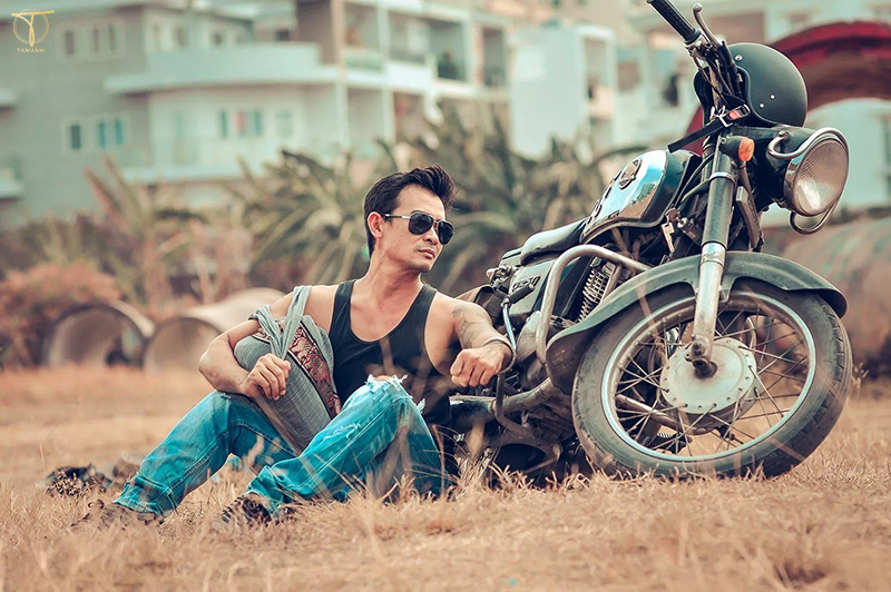tu-the-chup-anh-moto-the-thao