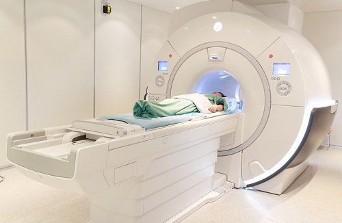 Chụp cộng hưởng từ đem lại hình ảnh chẩn đoán rõ nét, chi tiết