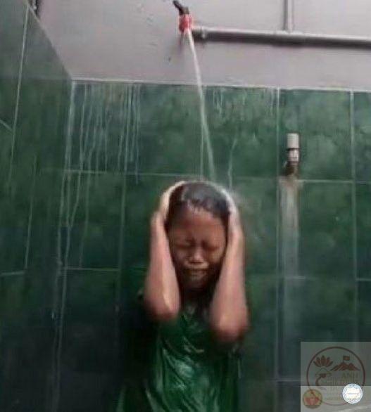 Meme đau khổ