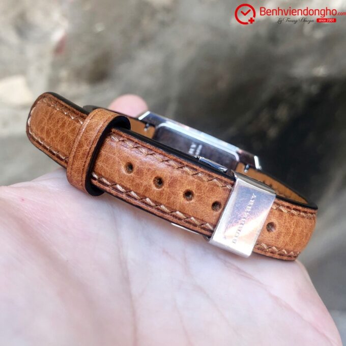 THAY DÂY ĐỒNG HỒ BURBERRY TẠI HÀ NỘI VÀ HỒ CHÍ MINH