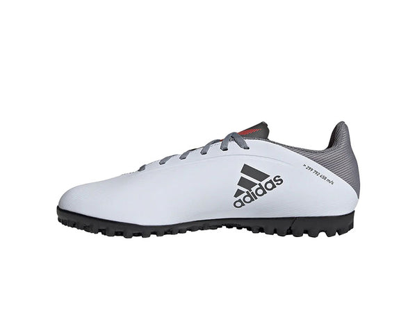 Giày bóng đá adidas