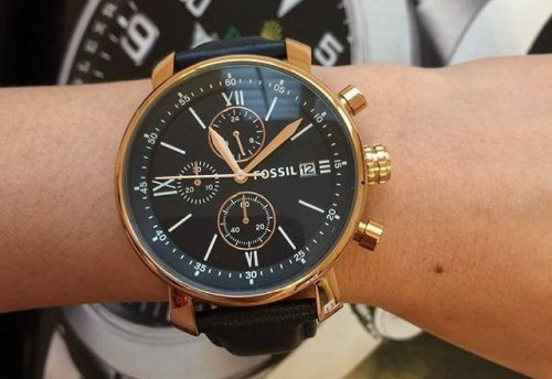 Fossil là thương hiệu đồng hồ nổi tiếng có trụ sở tại Mỹ