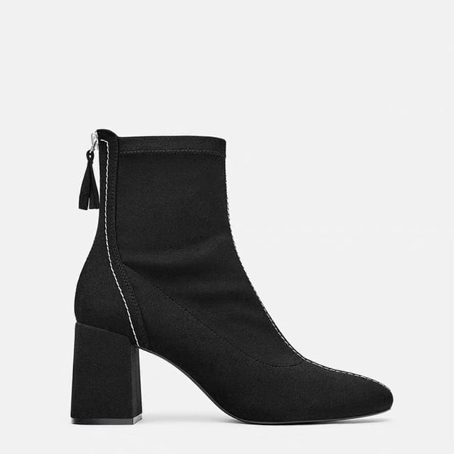 Maison Online - Nhà phân phối các thương hiệu giày boot nữ nổi tiếng thế giới