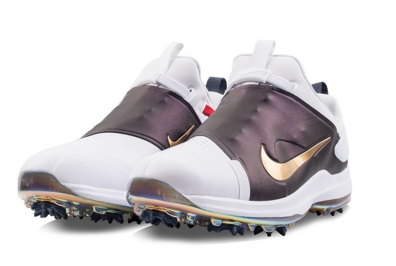 Giày golf Nike Tour Premiere Wide thiết kế trẻ trung, hiện đại