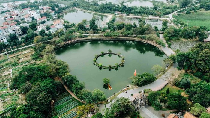 Về Cổ Loa, thăm