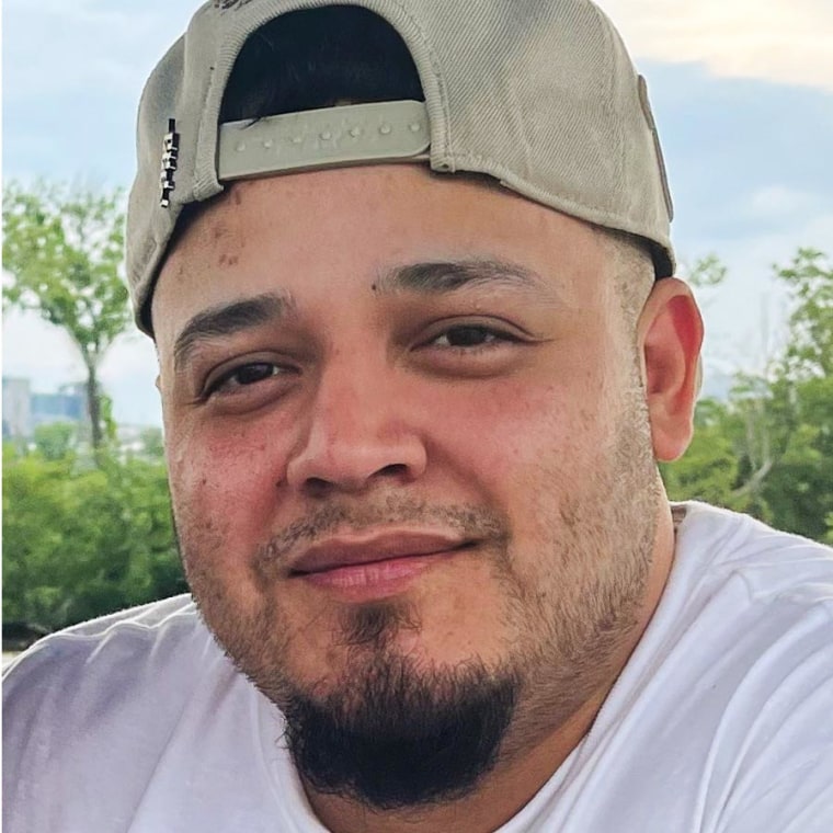 Man mistakenly deported to El Salvador doesn't need to be back in U.S. tonight, Supreme Court rules